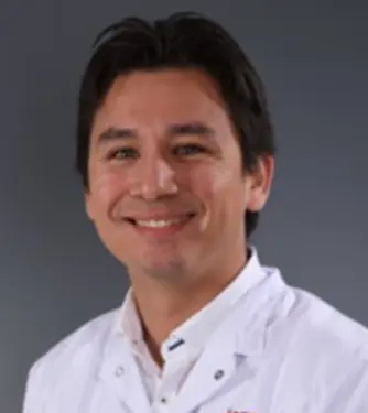 Dr Pau Cahuana